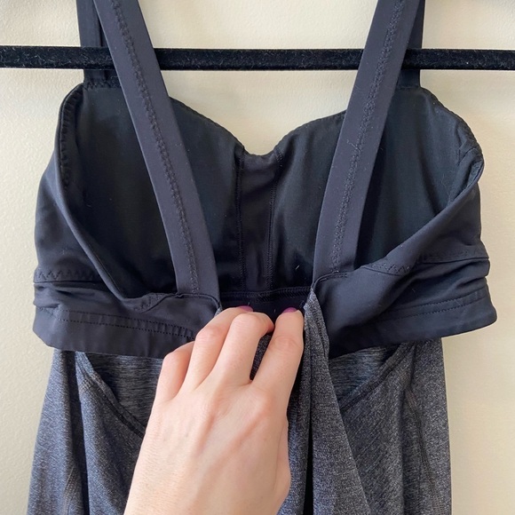 Lululemon Run, Back on Track Tank Size 6 Dot Confirmed - Picture 8 of 12